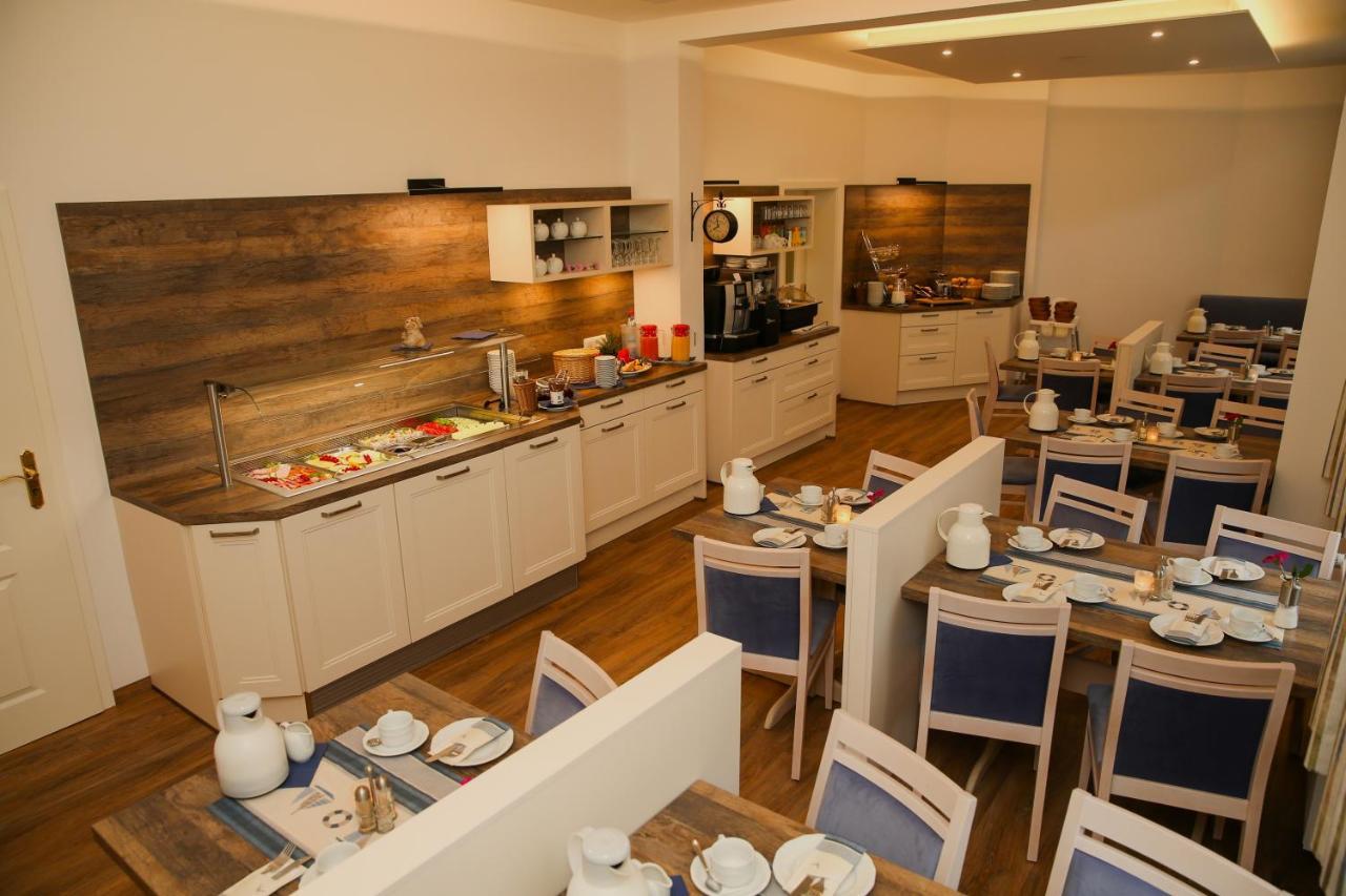 Hotel Esplanade Garni Ostseebad Kühlungsborn Екстериор снимка